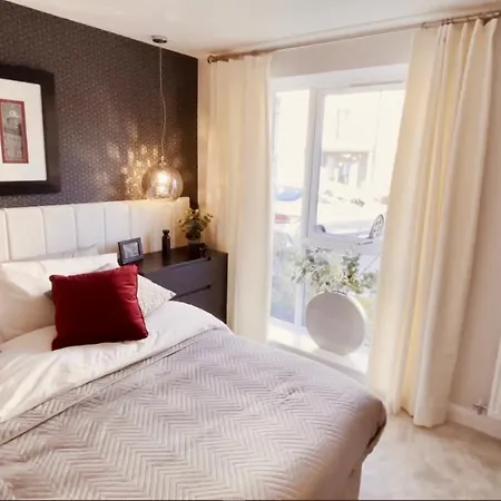 Luxury Business With Patio By Ah! Living - Centre Birmingham